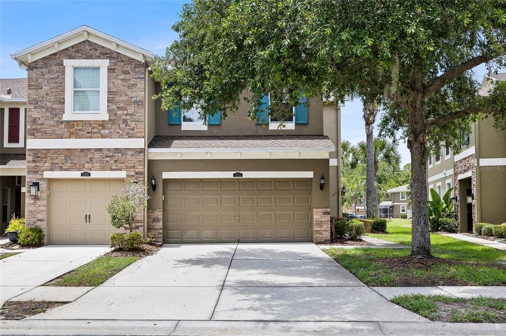 12589 STREAMDALE DRIVE TAMPA, FL 33626