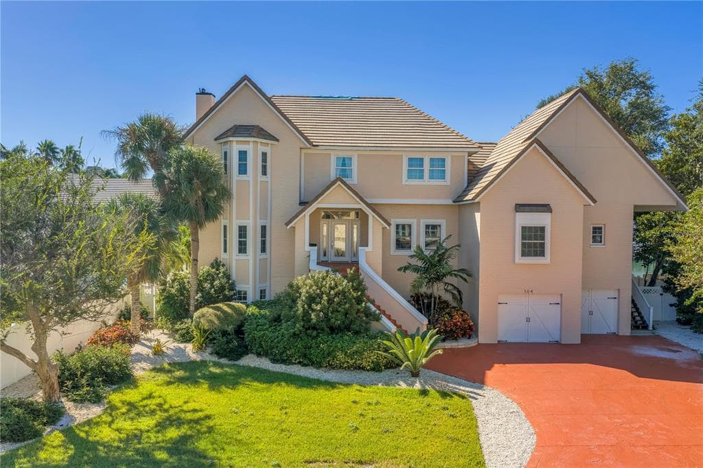 104 5TH STREET E TIERRA VERDE, FL 33715