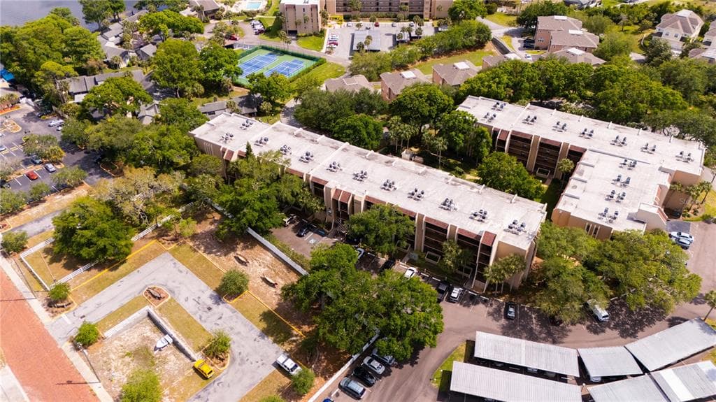 90 S HIGHLAND AVENUE UNIT 402 TARPON SPRINGS, FL 34689