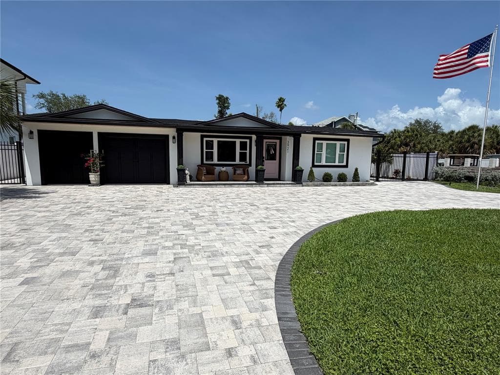 3921 BELLE VISTA DRIVE E ST PETE BEACH, FL 33706