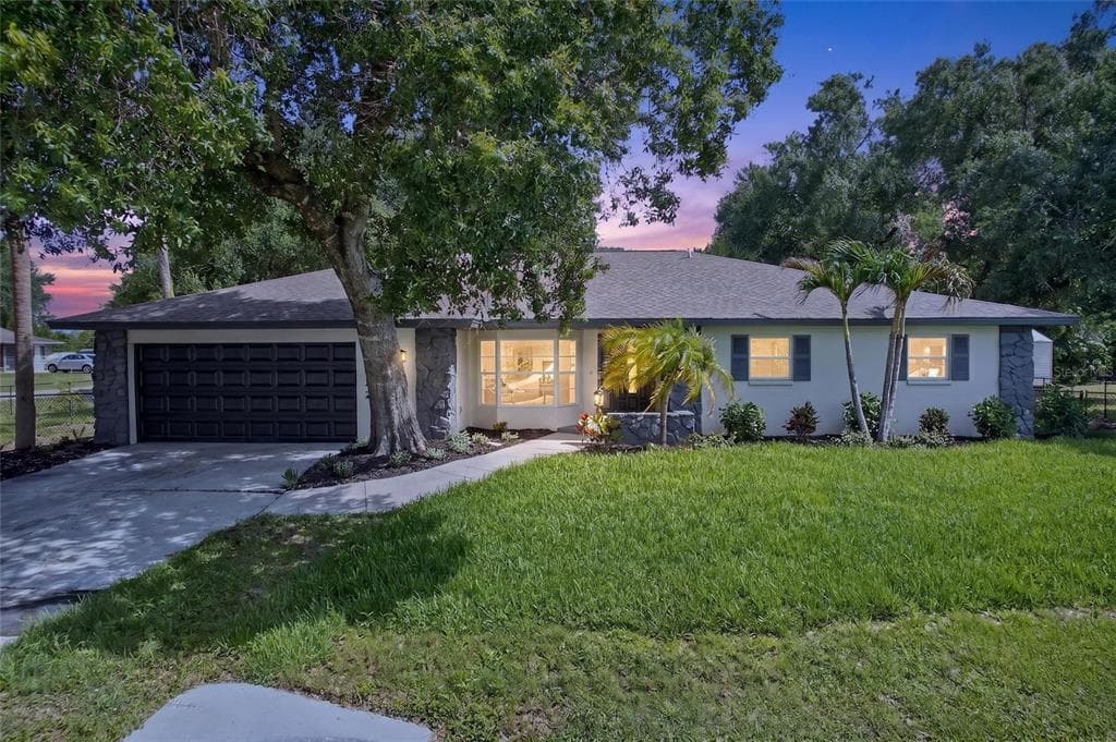 22452 QUASAR BOULEVARD PORT CHARLOTTE, FL 33952