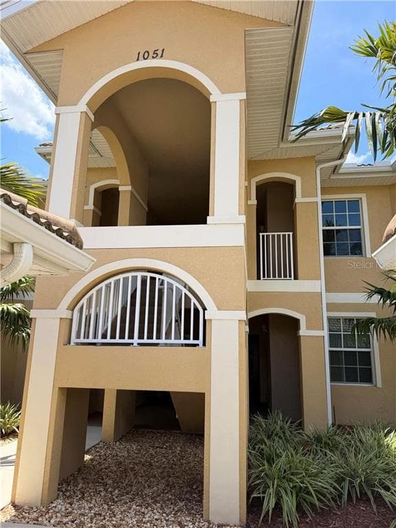1051 WINDING PINES CIRCLE UNIT 105 CAPE CORAL, FL 33909
