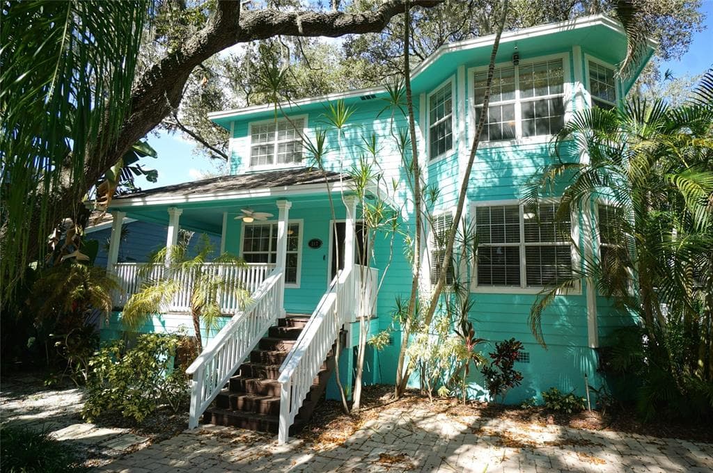 317 W HANLON STREET TAMPA, FL 33604
