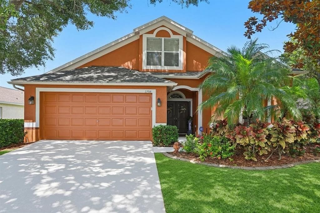 2708 VALENCIA GROVE DRIVE VALRICO, FL 33596