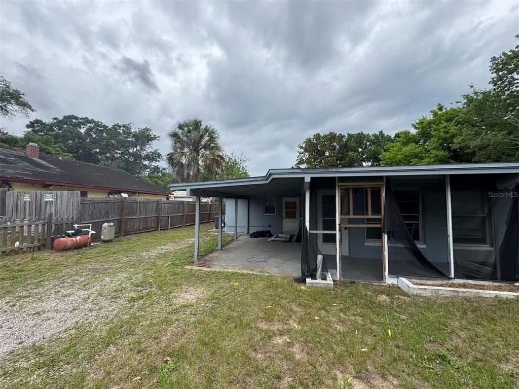 1224 10TH STREET DAYTONA BEACH, FL 32117