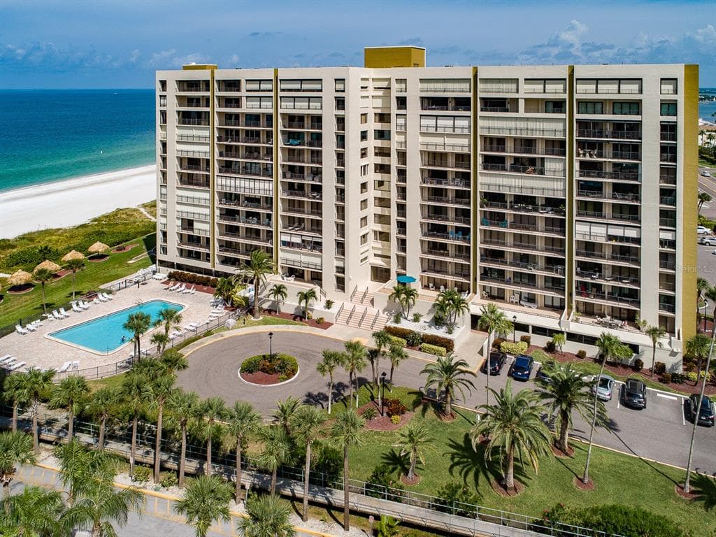 1480 GULF BOULEVARD UNIT 607 CLEARWATER BEACH, FL 33767