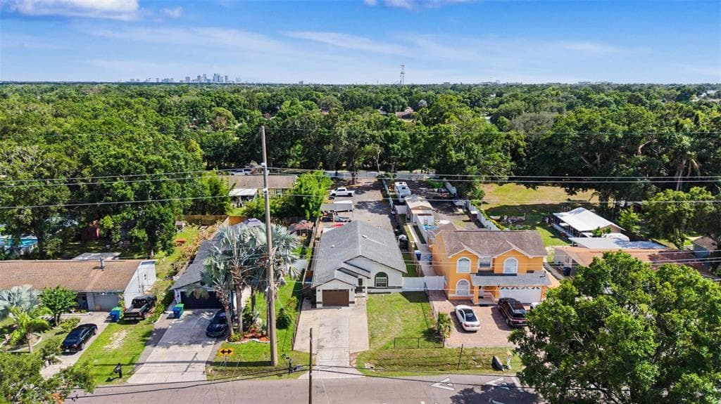 1900 W KIRBY STREET TAMPA, FL 33604