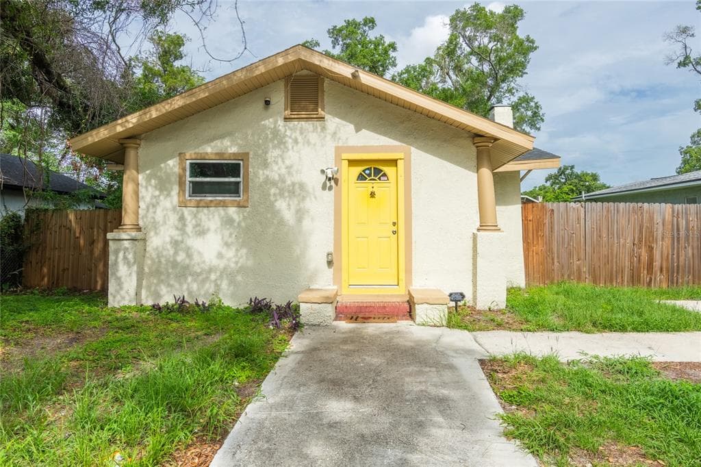 8006 N 14TH STREET TAMPA, FL 33604