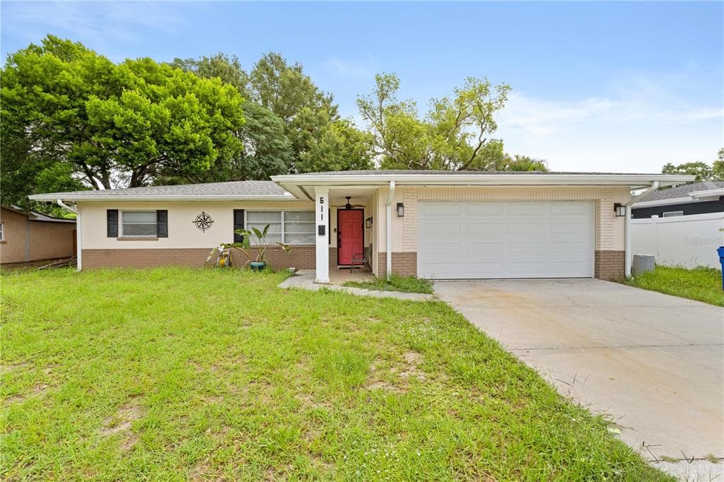 611 PATRICIA AVENUE DUNEDIN, FL 34698