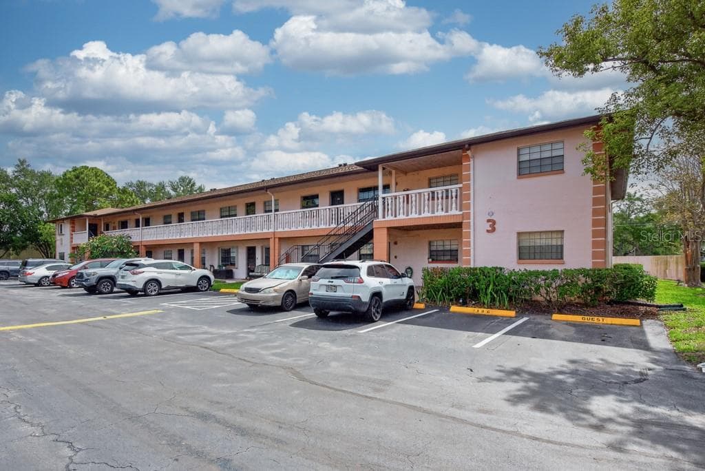 13250 RIDGE ROAD UNIT 3B3 LARGO, FL 33778