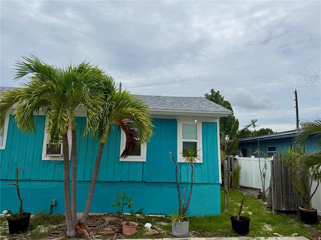 181 73RD AVENUE UNIT A ST PETE BEACH, FL 33706