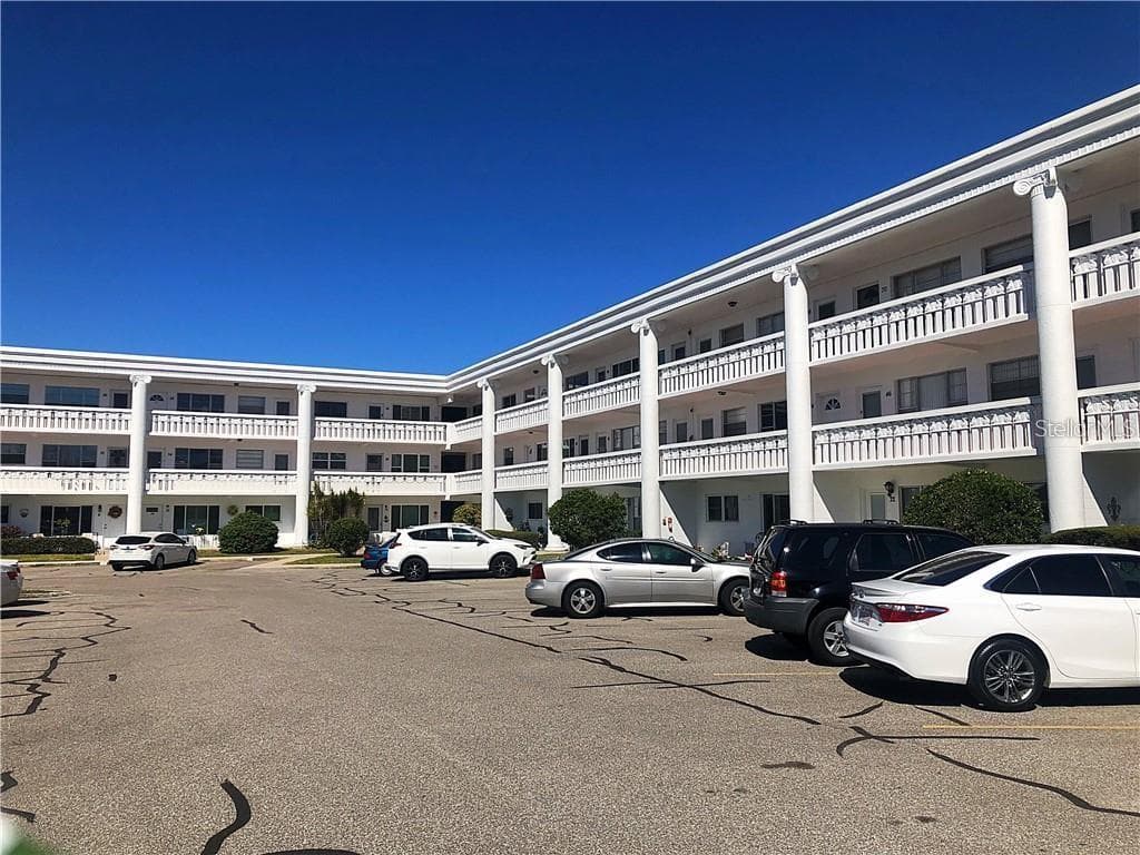 2020 WORLD PARKWAY BOULEVARD UNIT 54 CLEARWATER, FL 33763