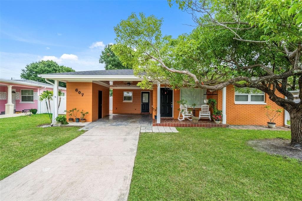 607 N LINCOLN AVENUE TAMPA, FL 33609