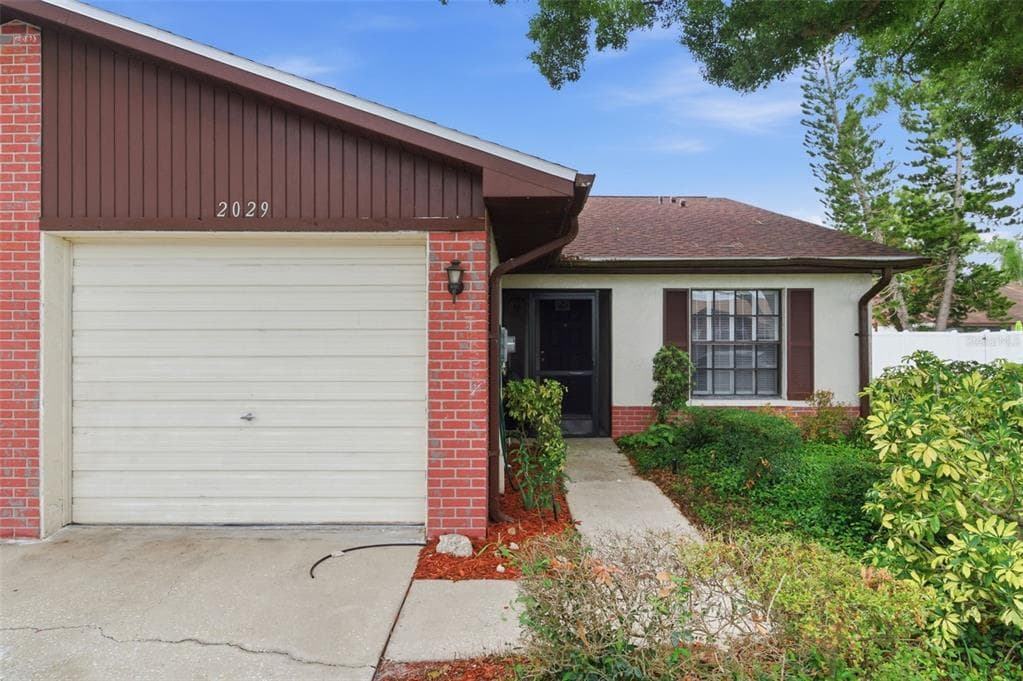 2029 SAGINAW COURT OLDSMAR, FL 34677