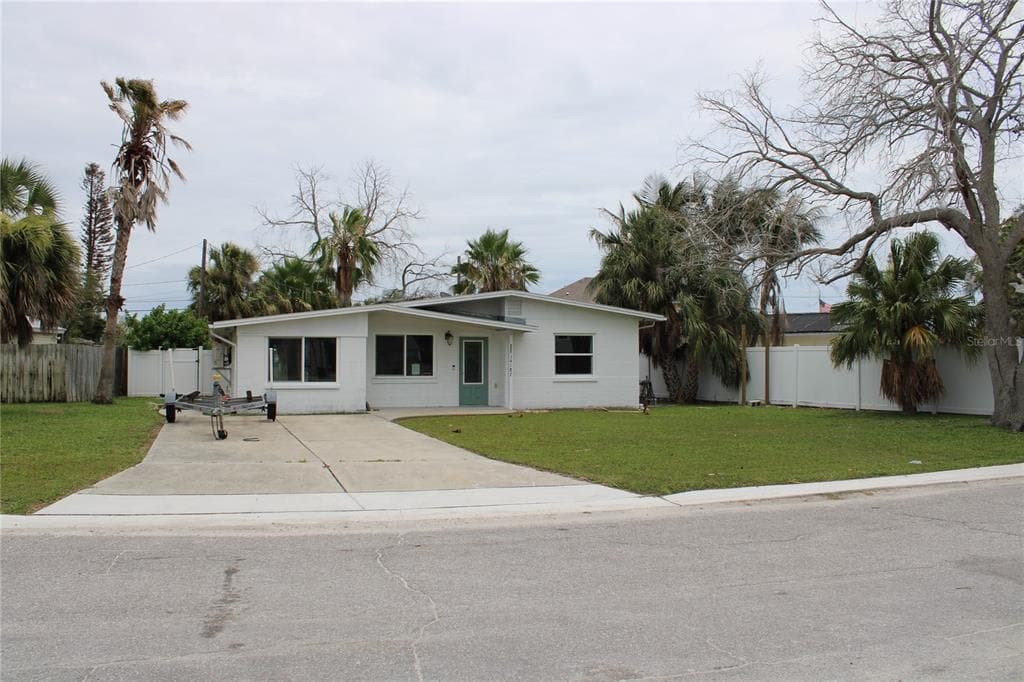 14187 W PARSLEY DRIVE MADEIRA BEACH, FL 33708
