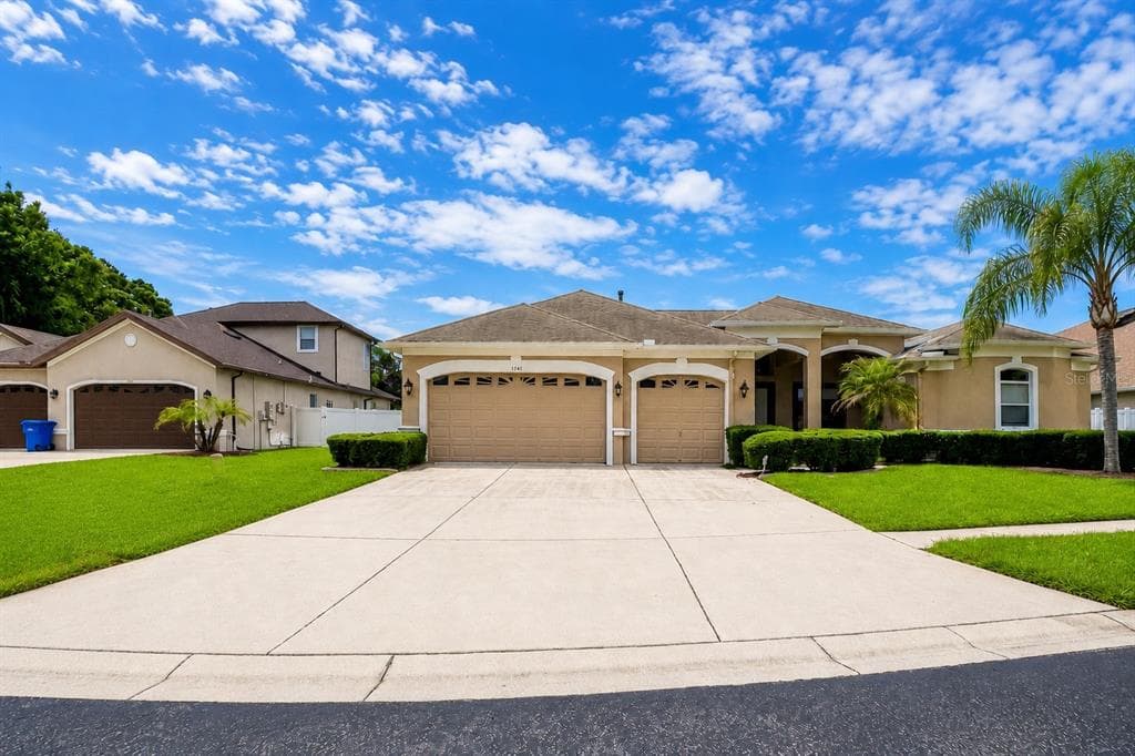 1341 SALMONBERRY STREET WESLEY CHAPEL, FL 33543