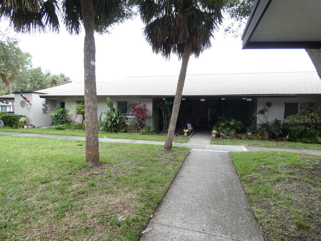 1024 10TH CIRCLE SE LARGO, FL 33771