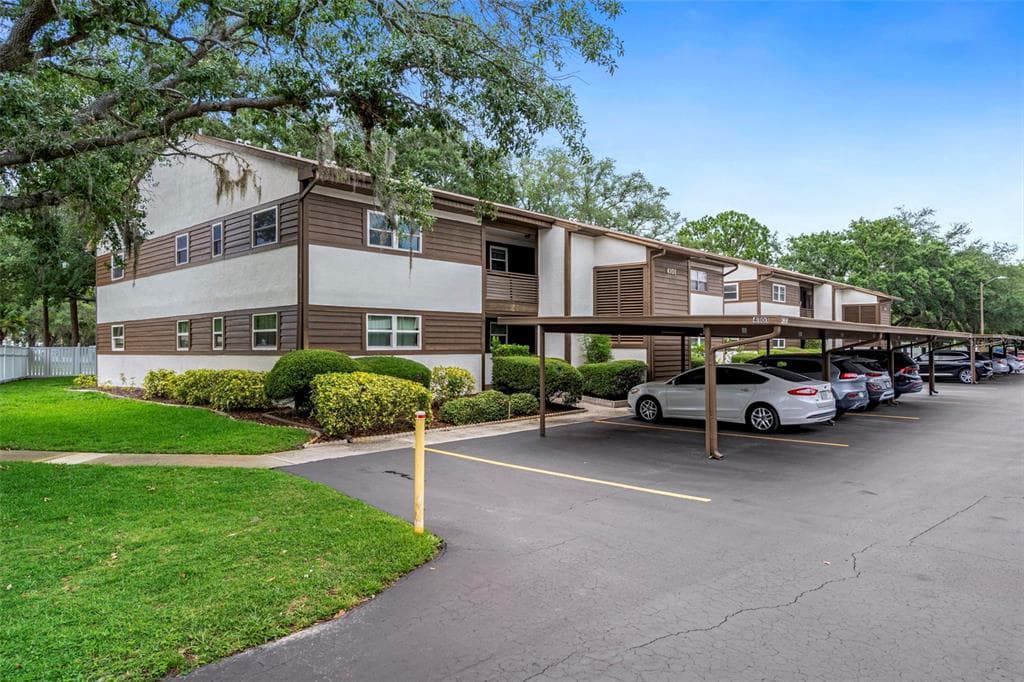 4101 PASSPORT LANE UNIT 202 NEW PORT RICHEY, FL 34653
