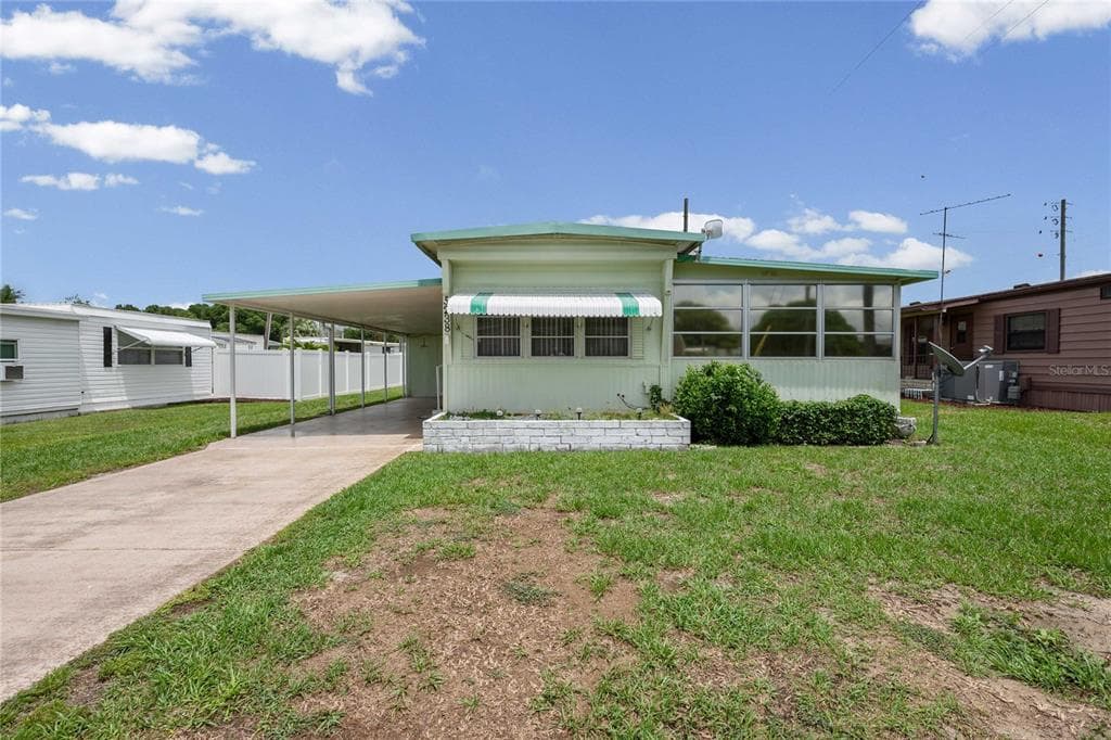 5238 BETMAR DRIVE ZEPHYRHILLS, FL 33542