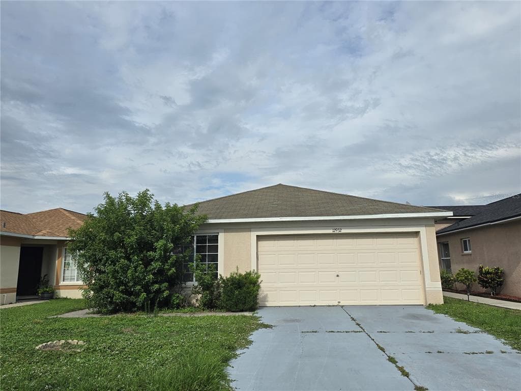 12932 FIELDMOOR COURT