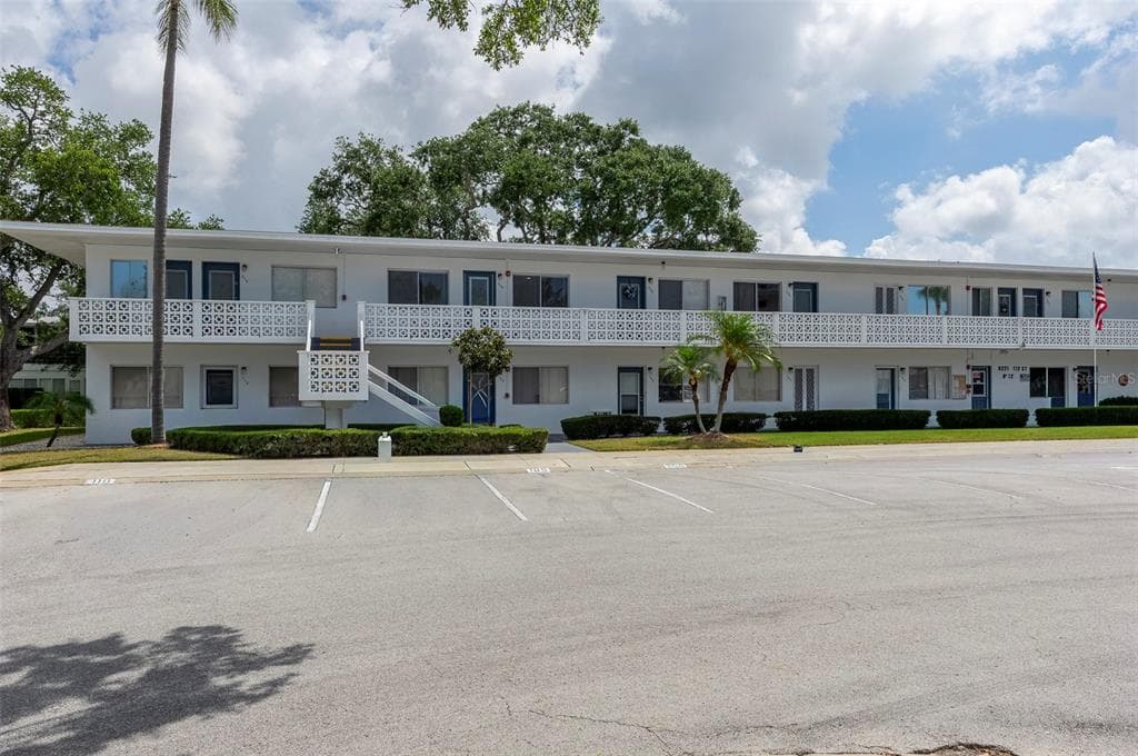 8221 112TH STREET UNIT 209