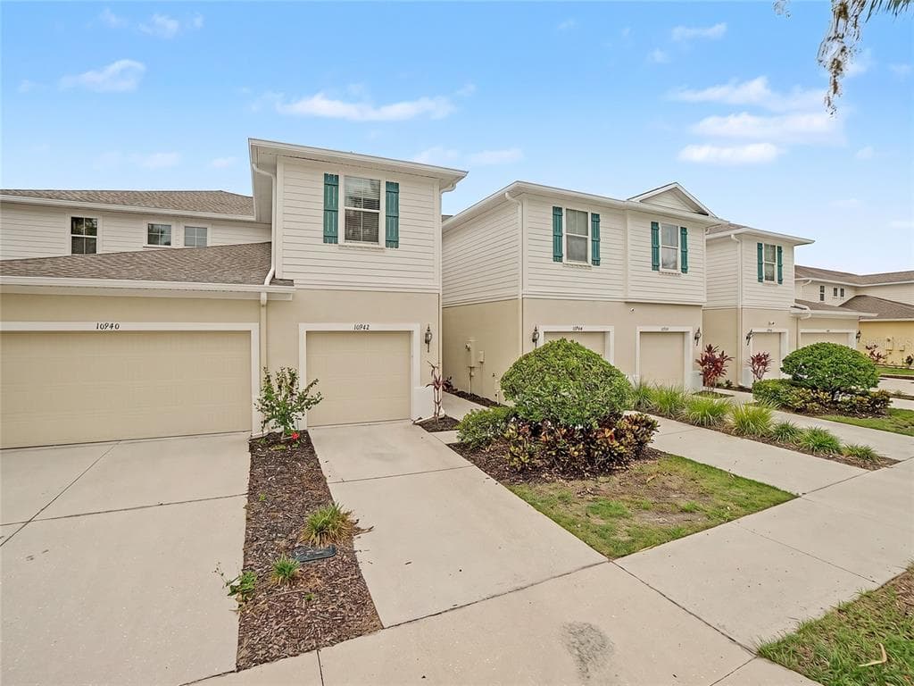 10942 VERAWOOD DRIVE RIVERVIEW, FL 33579