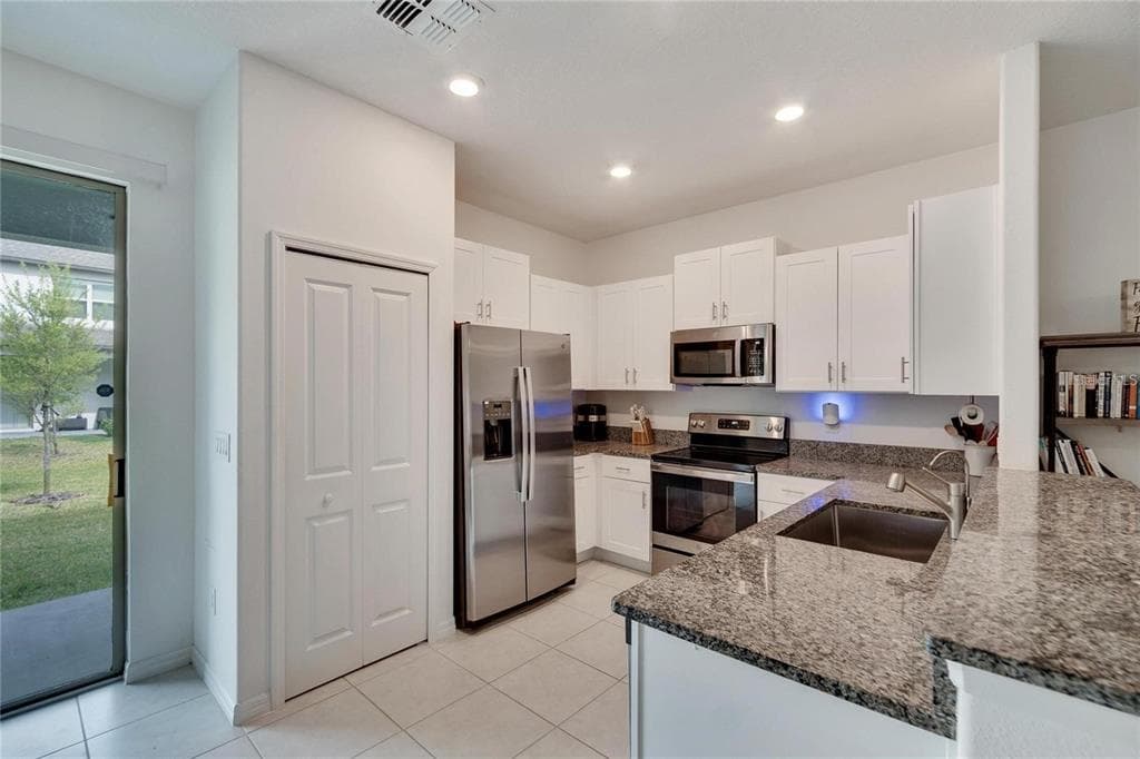 14444 EDITORS NOTE STREET SUN CITY CENTER, FL 33573