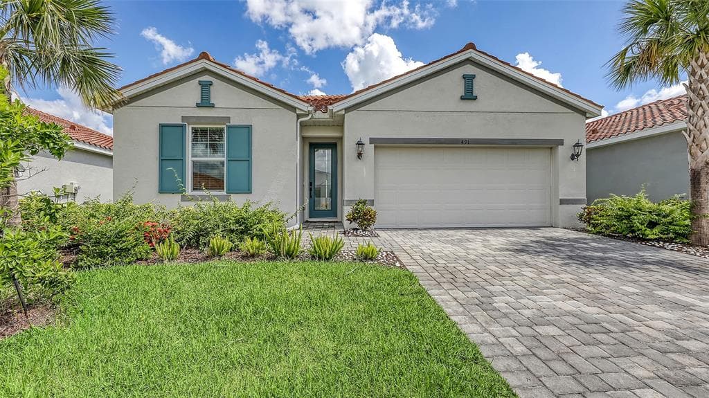 491 DAYLILY BOULEVARD NOKOMIS, FL 34275