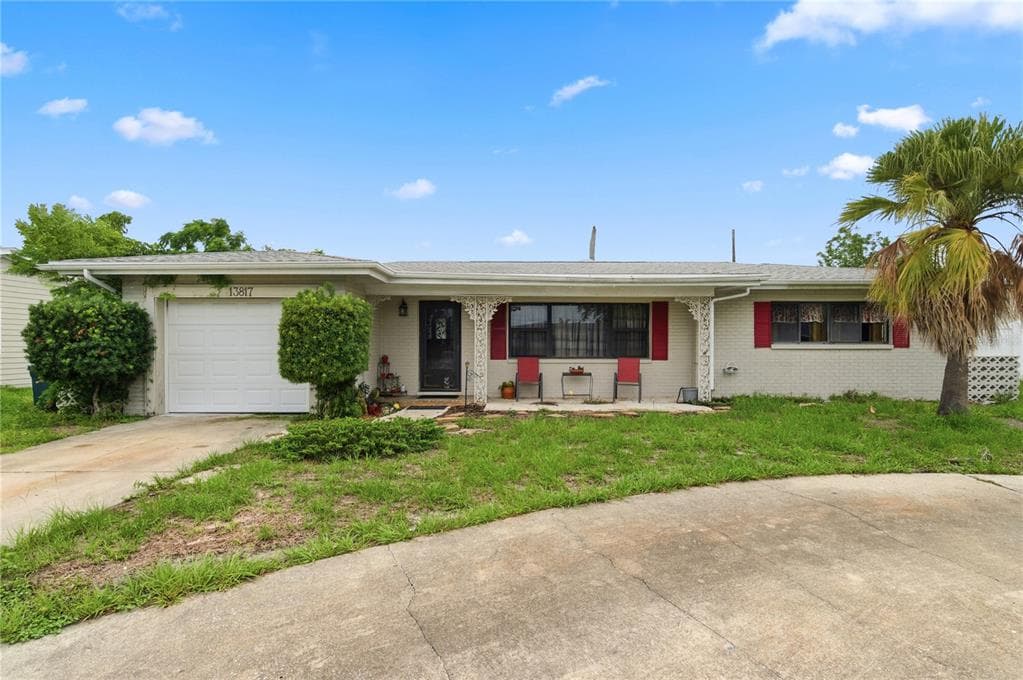 13817 DOMINICA DRIVE SEMINOLE, FL 33776