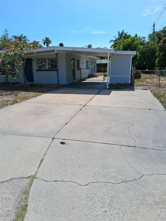 3512 32ND STREET W BRADENTON, FL 34205