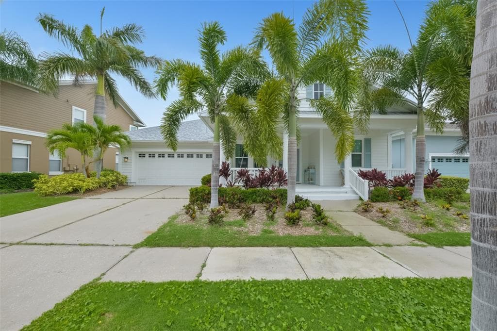 404 ISLEBAY DRIVE APOLLO BEACH, FL 33572