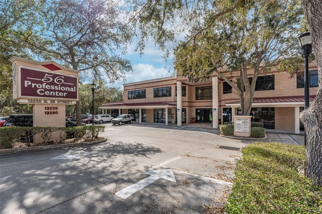 13250 N 56TH STREET UNIT 103 TEMPLE TERRACE, FL 33617