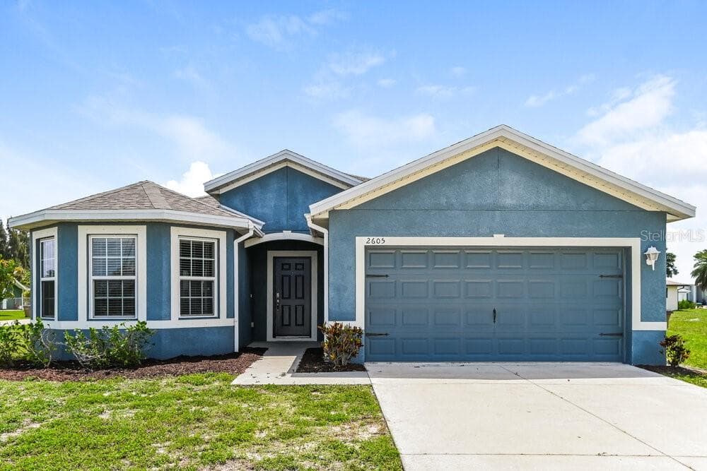 2605 SE 4TH AVENUE CAPE CORAL, FL 33904
