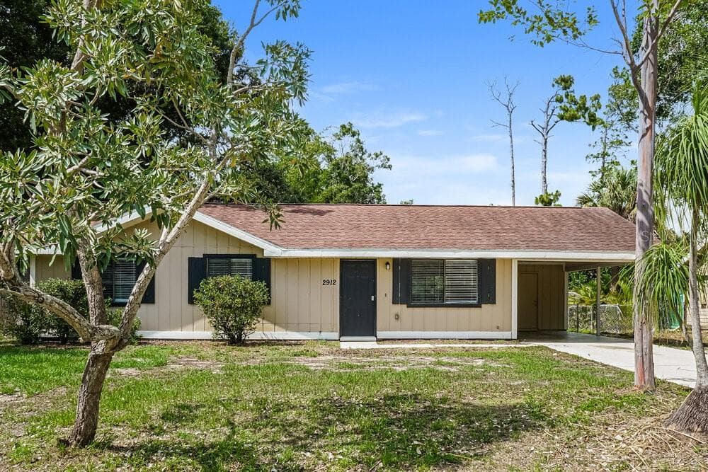 2912 CRANE AVENUE NORTH PORT, FL 34286