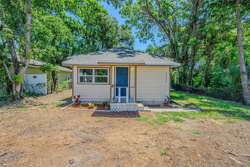 8305 N KLONDYKE STREET TAMPA, FL 33604