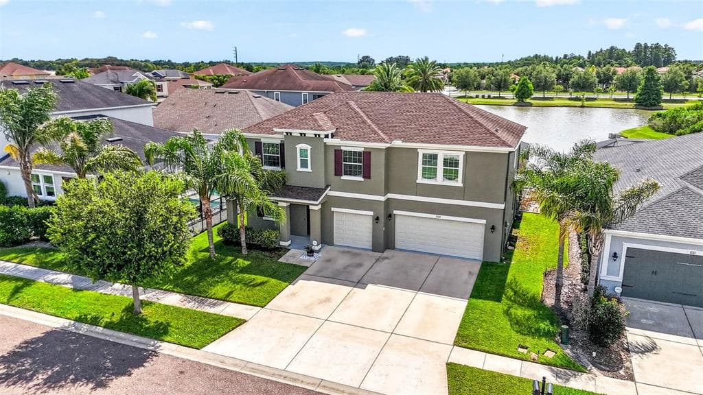 7109 BAY LAUREL COURT