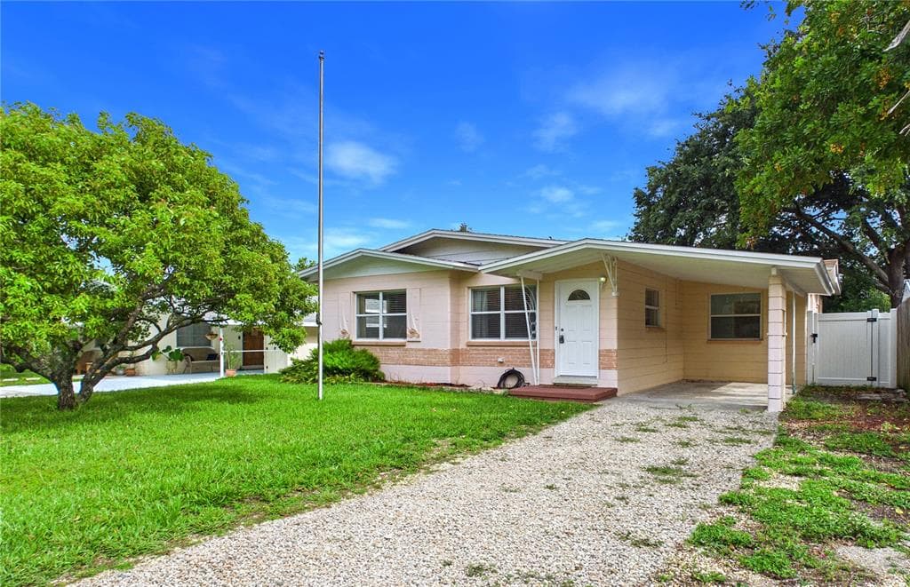 5261 48TH TERRACE N ST PETERSBURG, FL 33709