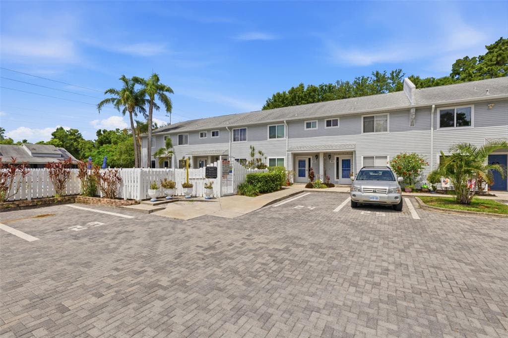500 NEW YORK AVENUE UNIT 25