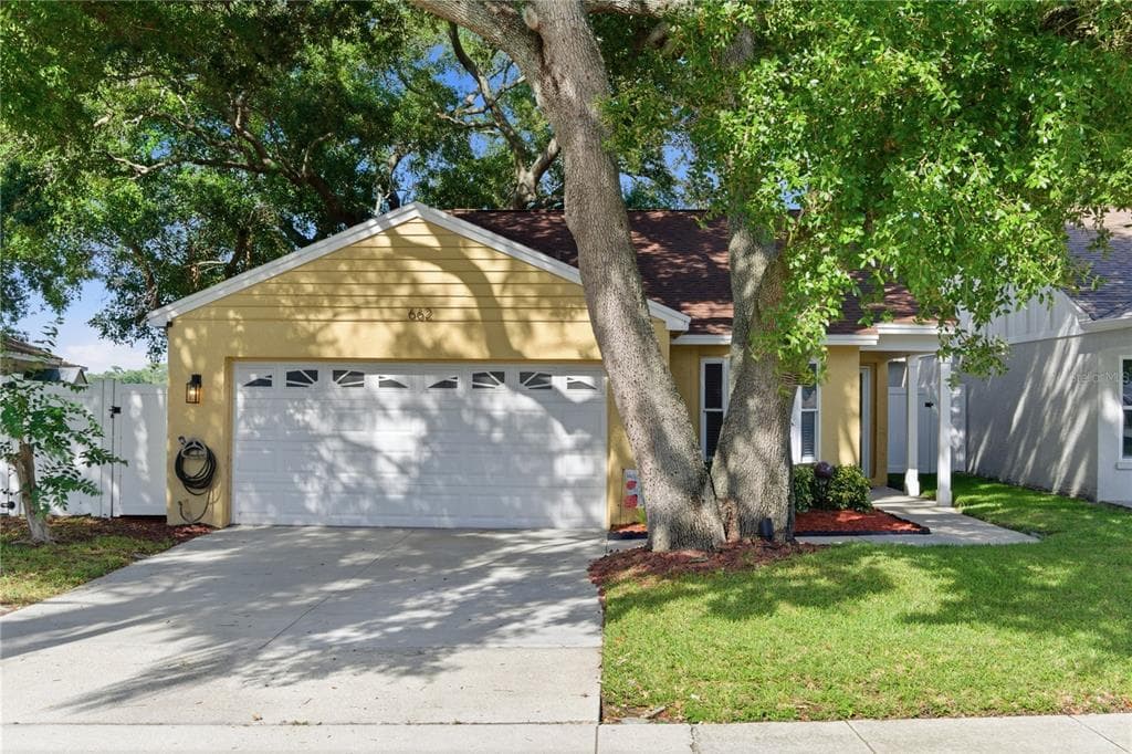 662 BELLINGHAM PLACE PALM HARBOR, FL 34684