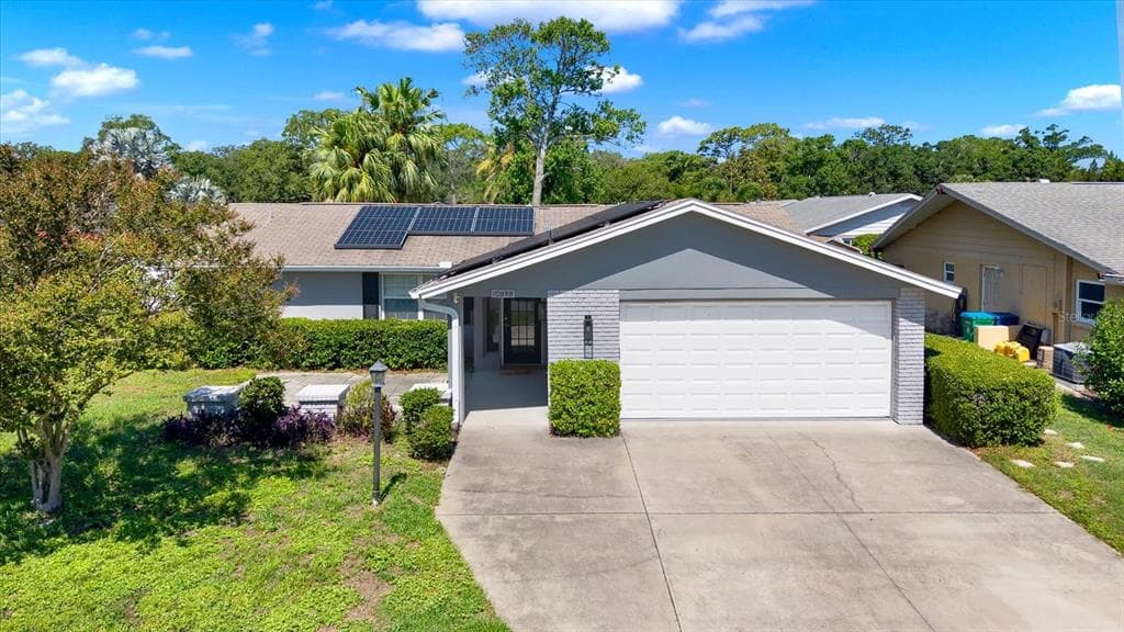 10898 119TH STREET N SEMINOLE, FL 33778