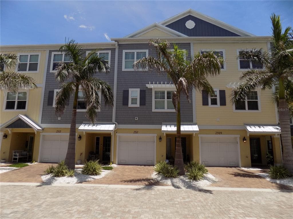 2511 CORAL COURT INDIAN ROCKS BEACH, FL 33785