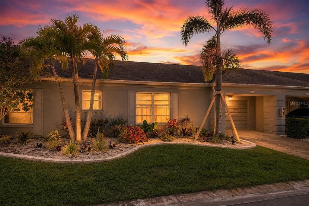 8236 BRENTWOOD ROAD