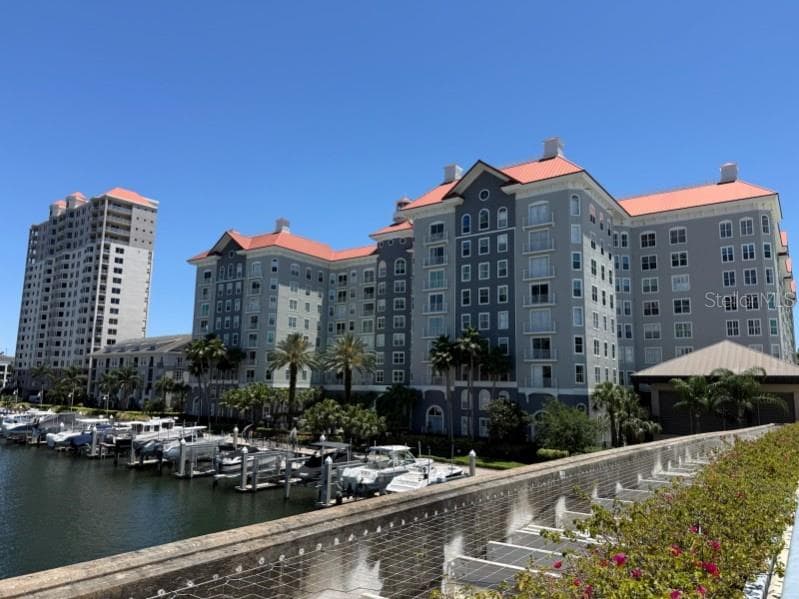 700 S HARBOUR ISLAND BOULEVARD UNIT 422 TAMPA, FL 33602