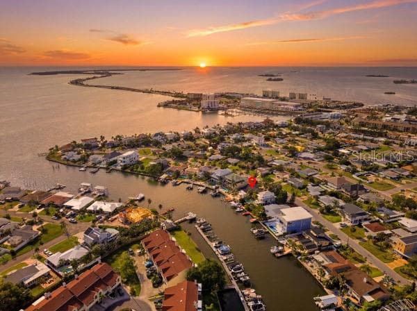 567 BAYWOOD DRIVE S DUNEDIN, FL 34698