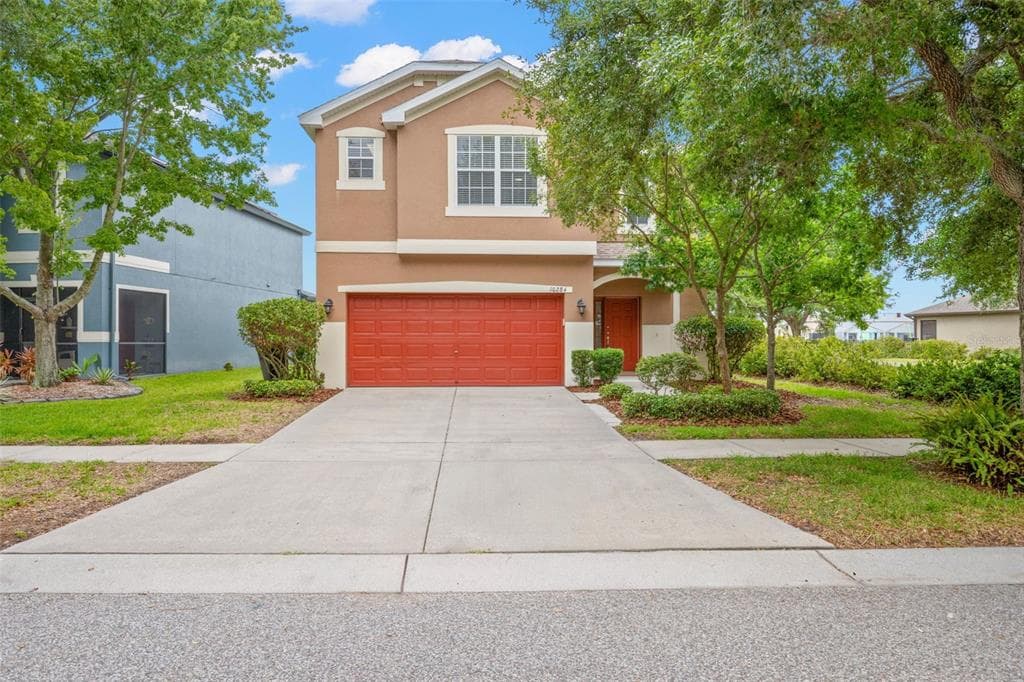 10284 NEWMINSTER LOOP RUSKIN, FL 33573