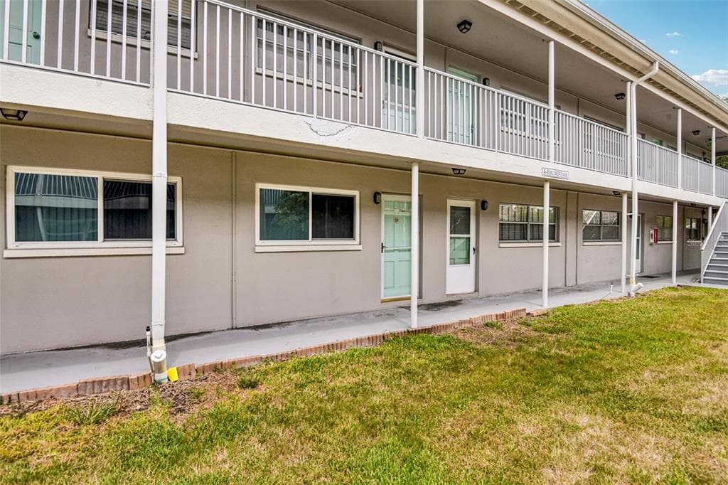 5924 5TH AVENUE N UNIT 3 ST PETERSBURG, FL 33710