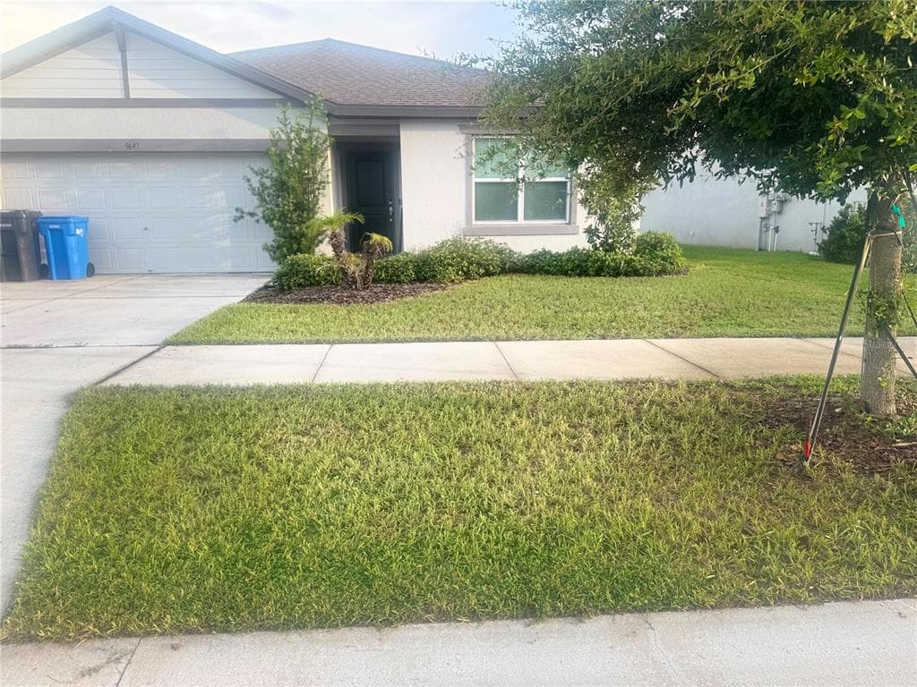 9643 SUMMERS CAY CIRCLE