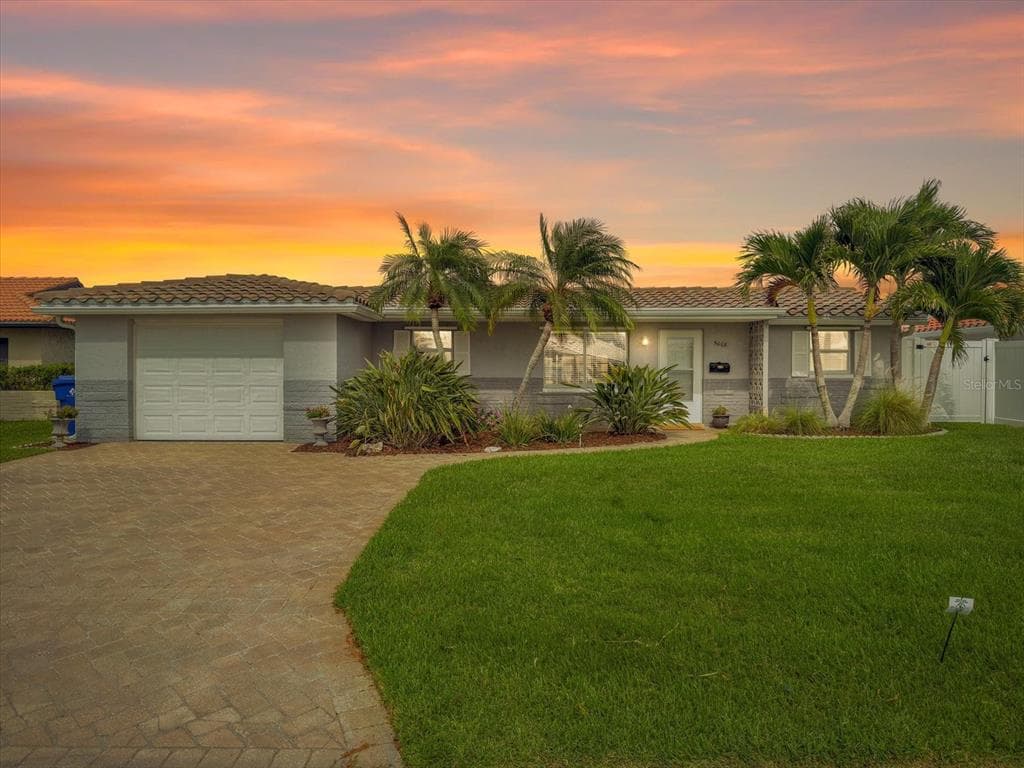 5008 DORY DRIVE NEW PORT RICHEY, FL 34652
