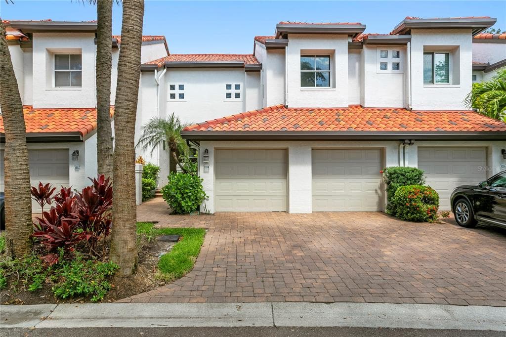 1114 SHIPWATCH CIRCLE TAMPA, FL 33602