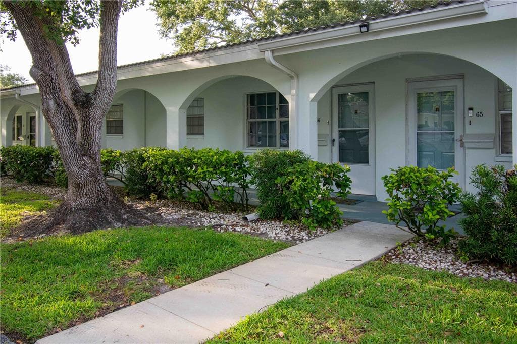 11200 102ND AVENUE UNIT 66 SEMINOLE, FL 33778